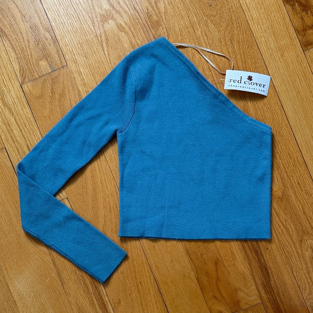 Red Clover Women's Blue One-Shoulder Sweater